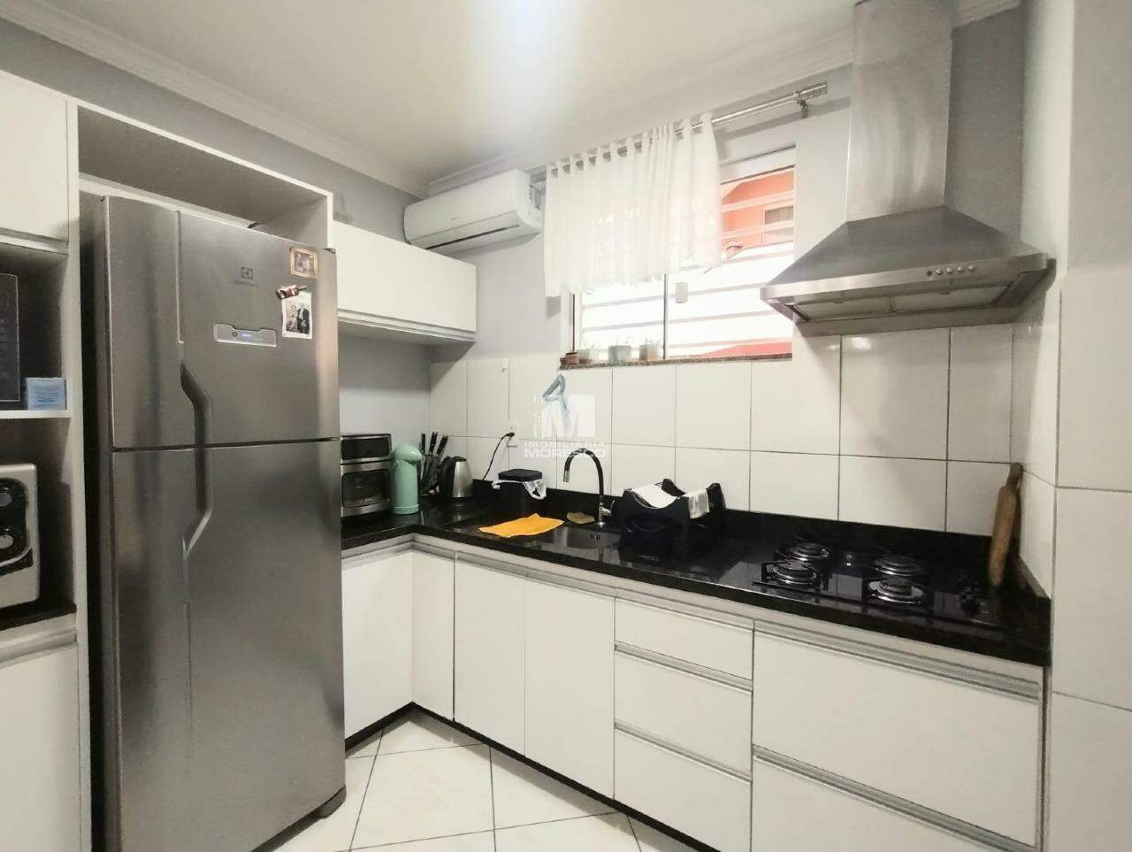 Apartamento à venda no bairro Dom Joaquim: 