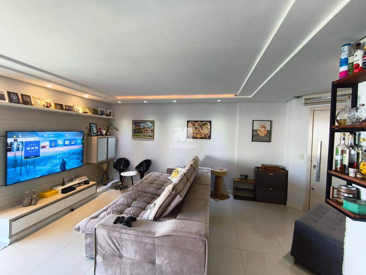 Apartamento à venda no bairro Santa Terezinha: 