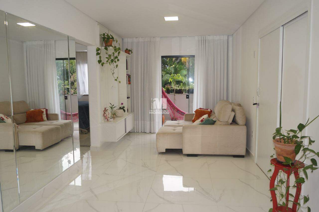 Apartamento à venda no bairro Dom Joaquim: 