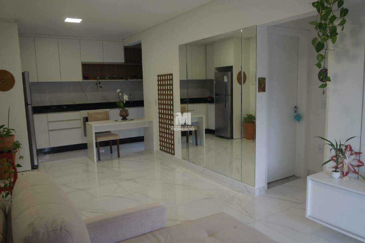 Apartamento à venda no bairro Dom Joaquim: 