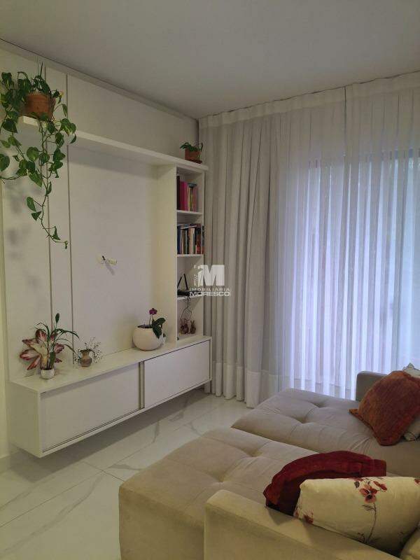 Apartamento à venda no bairro Dom Joaquim: 