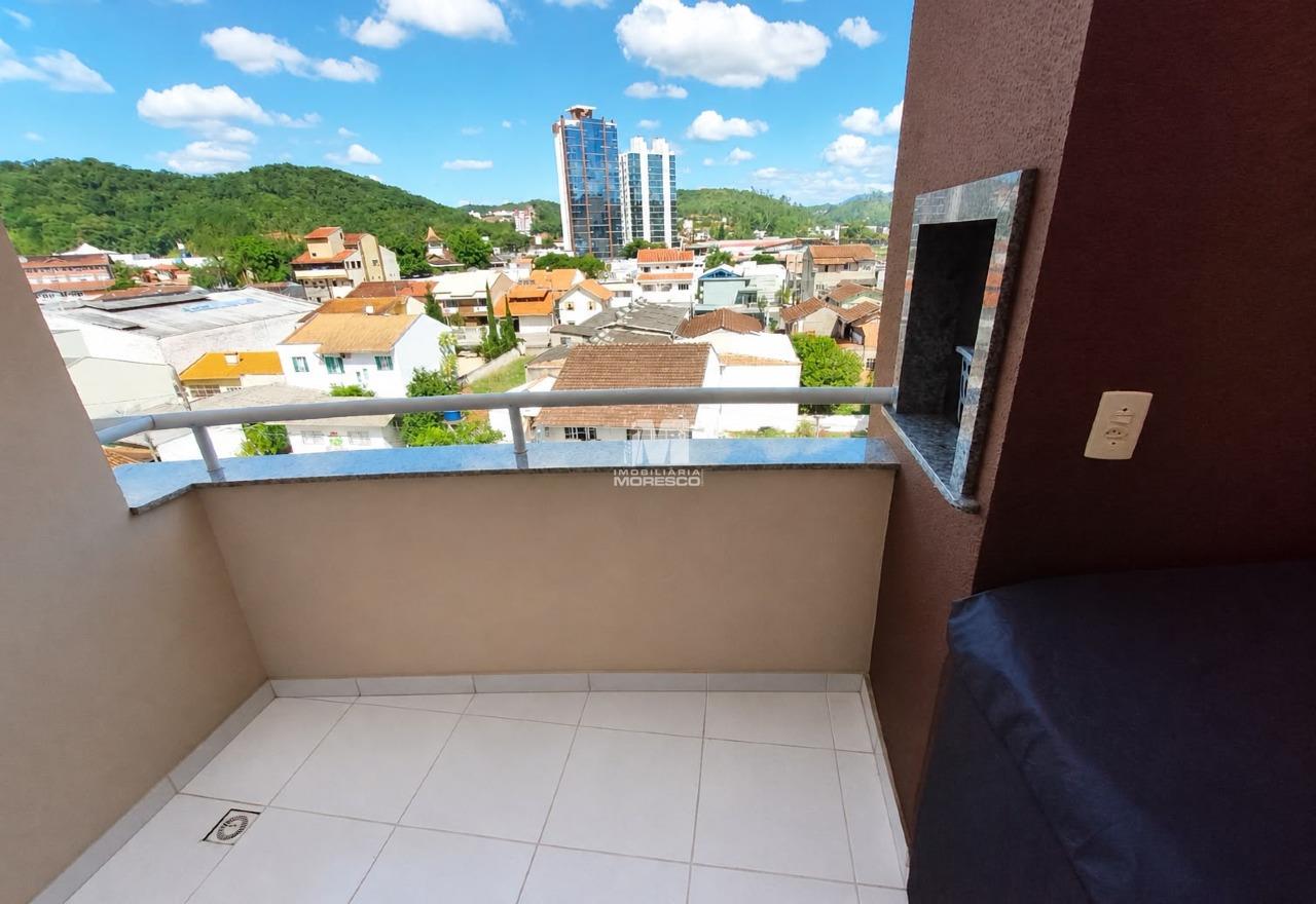 Apartamento para aluguel no bairro Centro: 