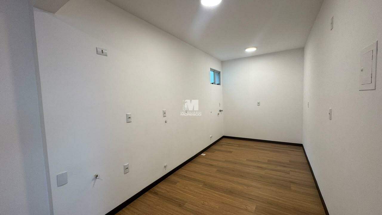 Apartamento à venda no bairro Centro I: 