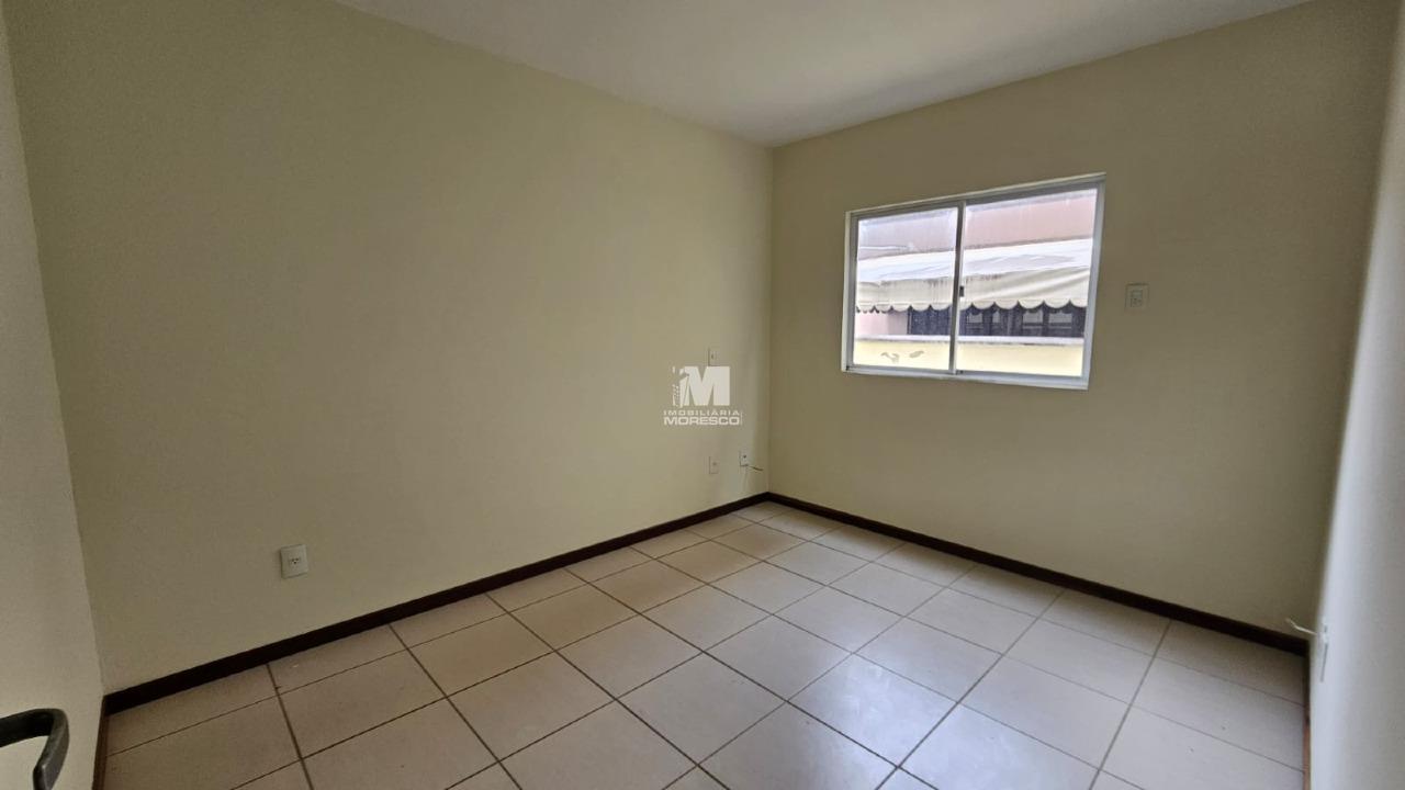 Apartamento à venda no bairro Santa Terezinha: