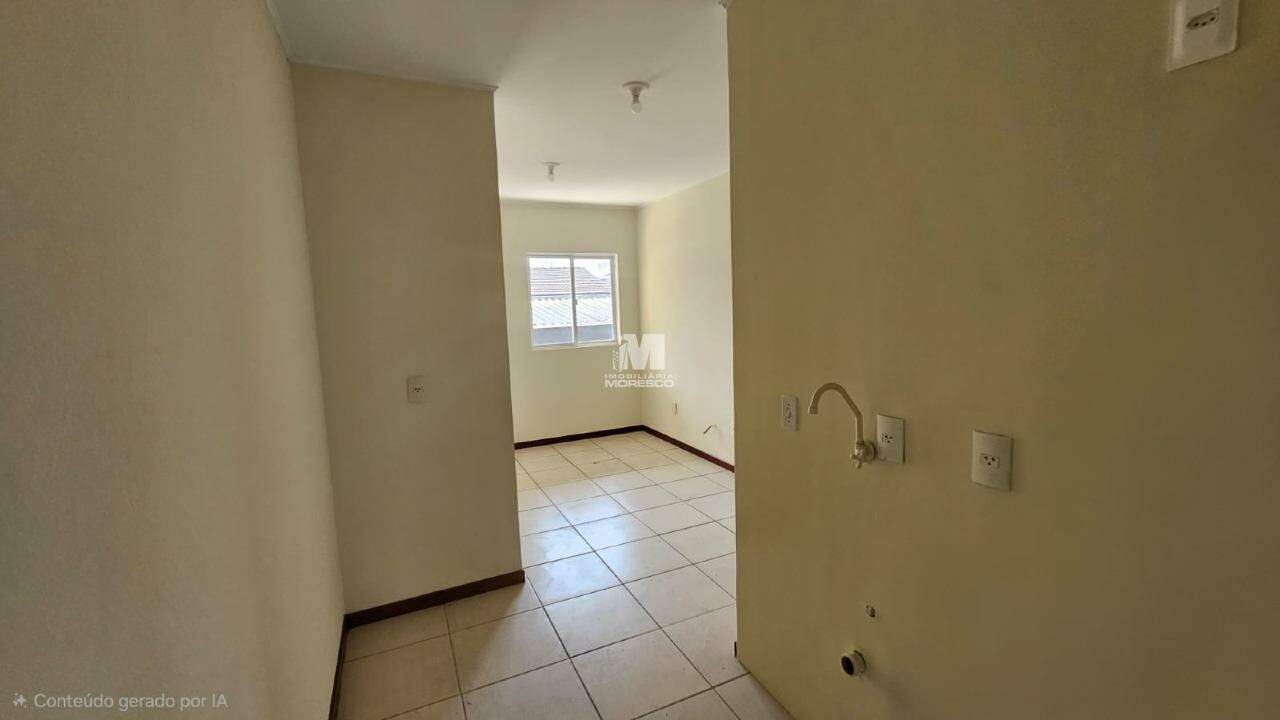 Apartamento à venda no bairro Santa Terezinha: