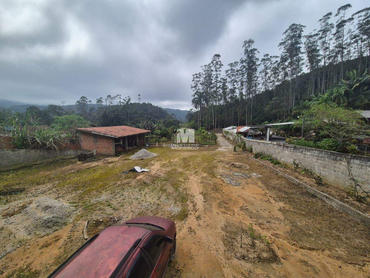 Terreno à venda no bairro Pomerânia: 