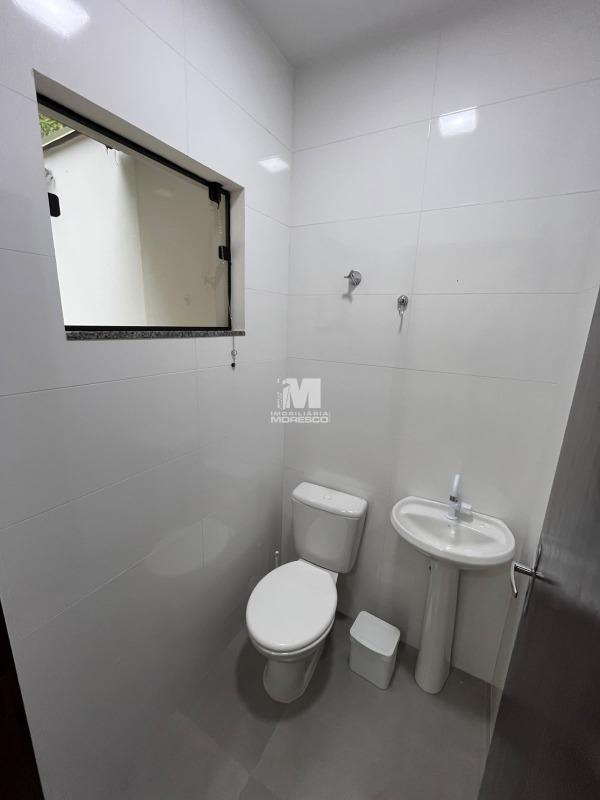 Casa para aluguel no bairro Guarani: 