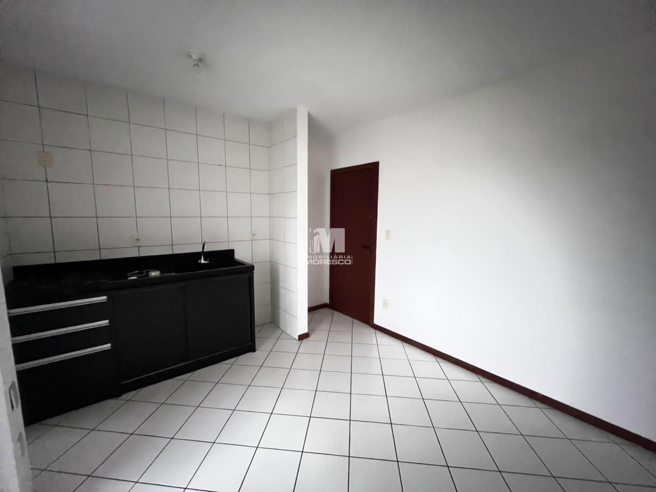 Apartamento para aluguel no bairro Centro: