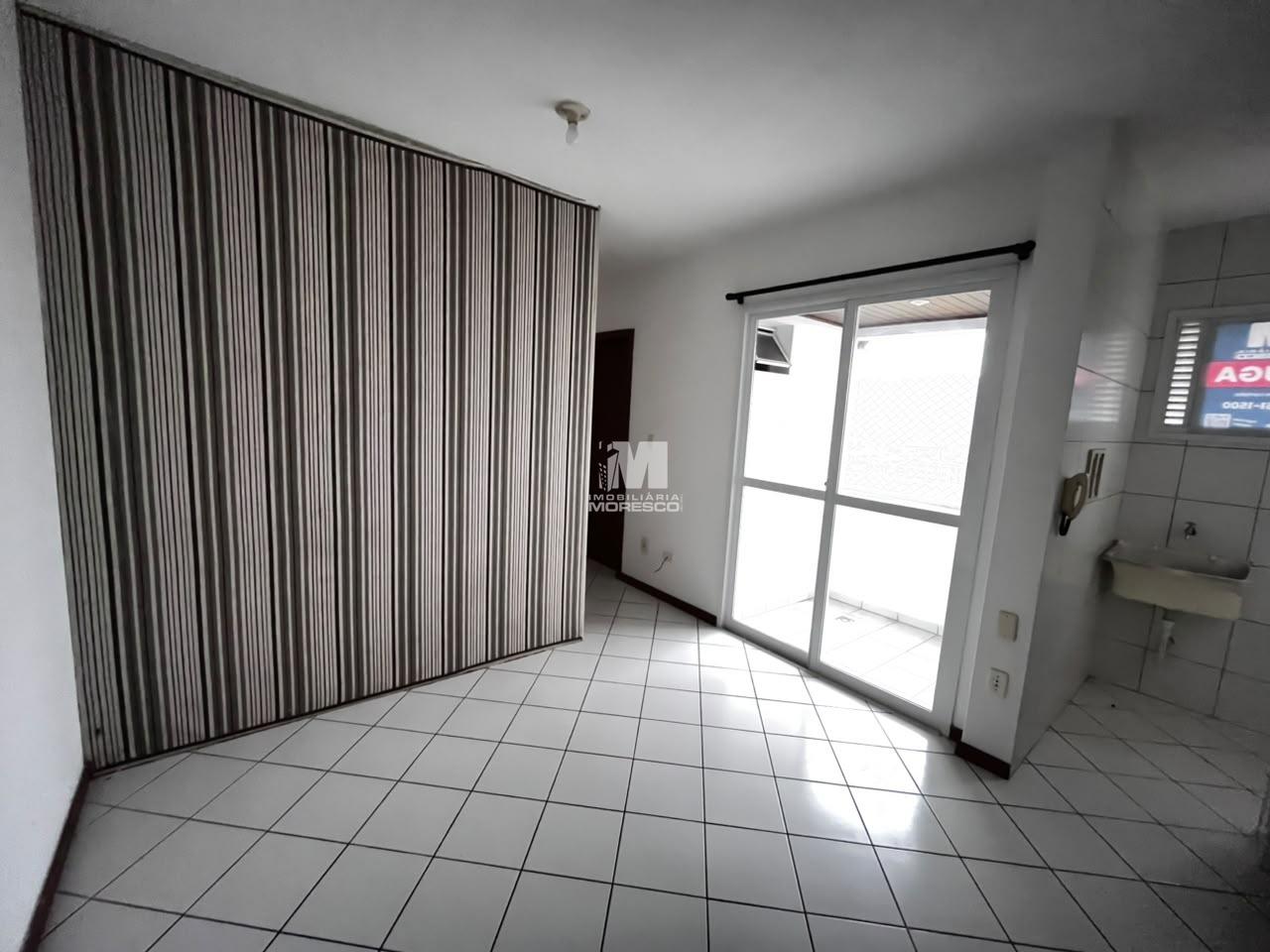 Apartamento para aluguel no bairro Centro:
