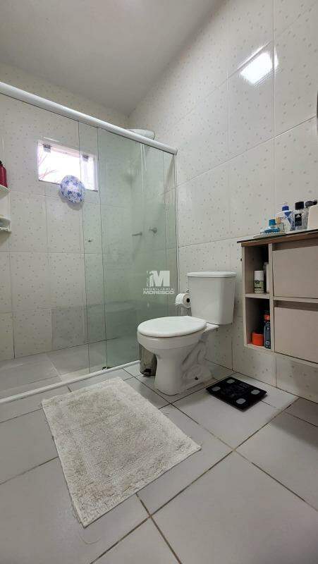 Casa à venda no bairro Guarani: 