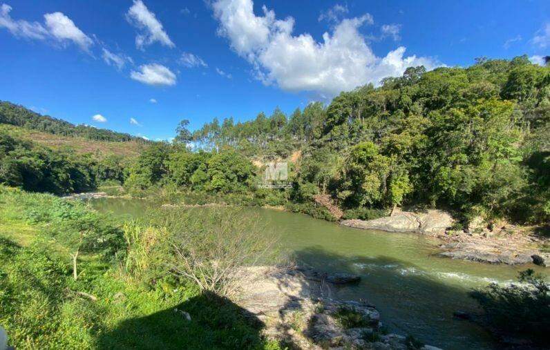 Fazenda/Sítios/Chácaras de 3 quartos, no bairro Águas Negras, em Botuverá | Eu Corretor