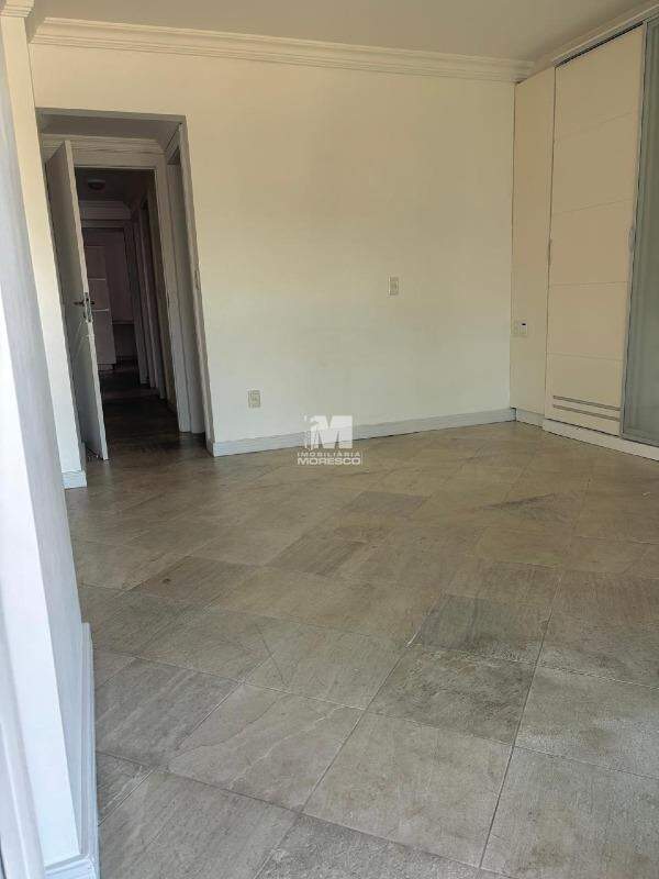 Apartamento à venda no bairro Centro: