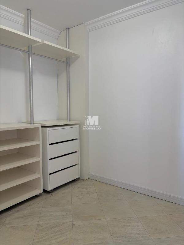 Apartamento à venda no bairro Centro: