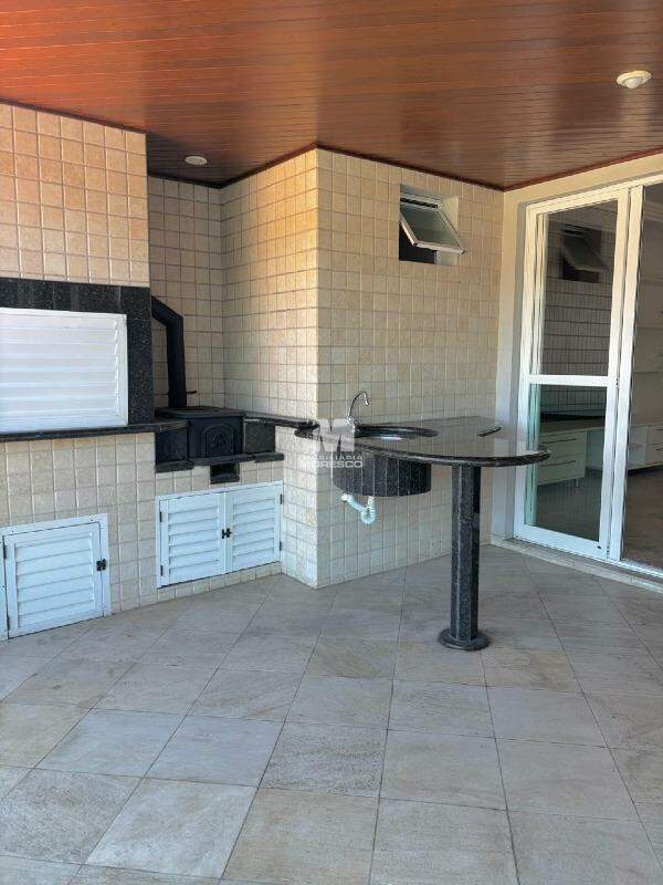 Apartamento à venda no bairro Centro: