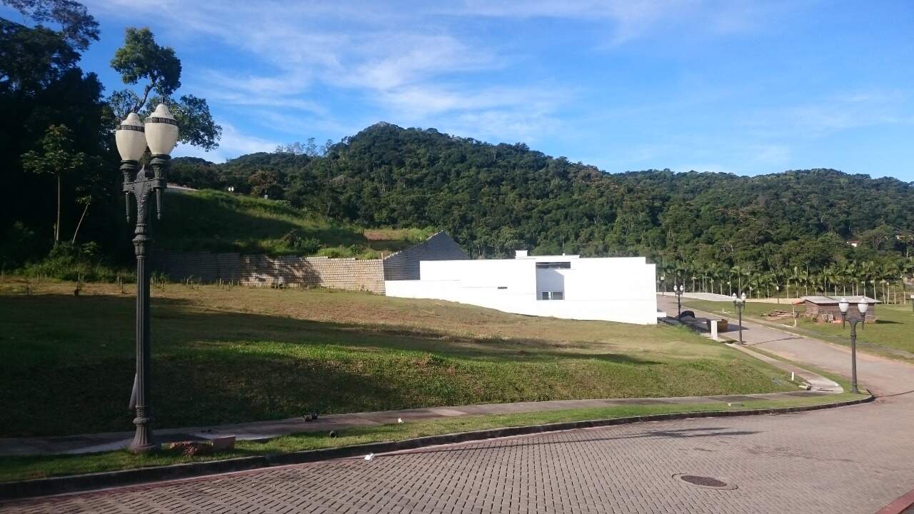 Terreno à venda no bairro Imigrantes: 