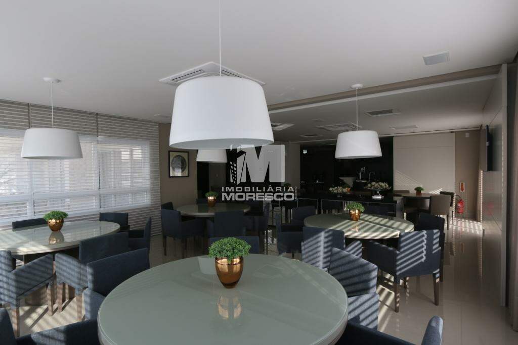 Apartamento à venda no bairro Centro: 