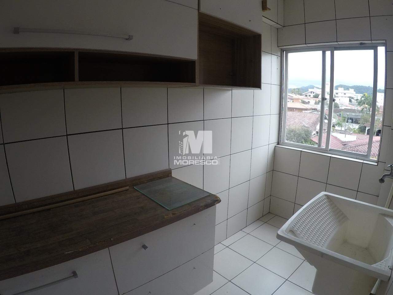 Apartamento para aluguel no bairro Jardim Maluche: 