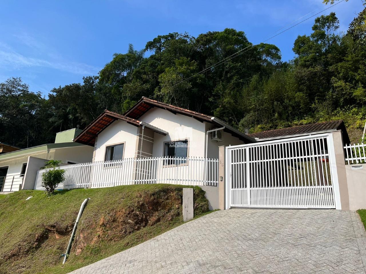 Casa à venda no bairro São Pedro: 