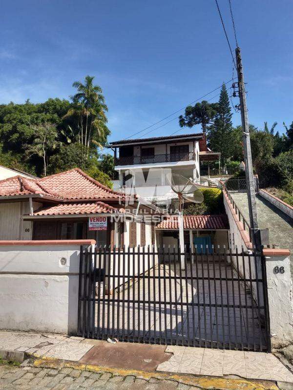 Casa de 2 quartos, 200m² no bairro Centro II, em Brusque | Eu Corretor