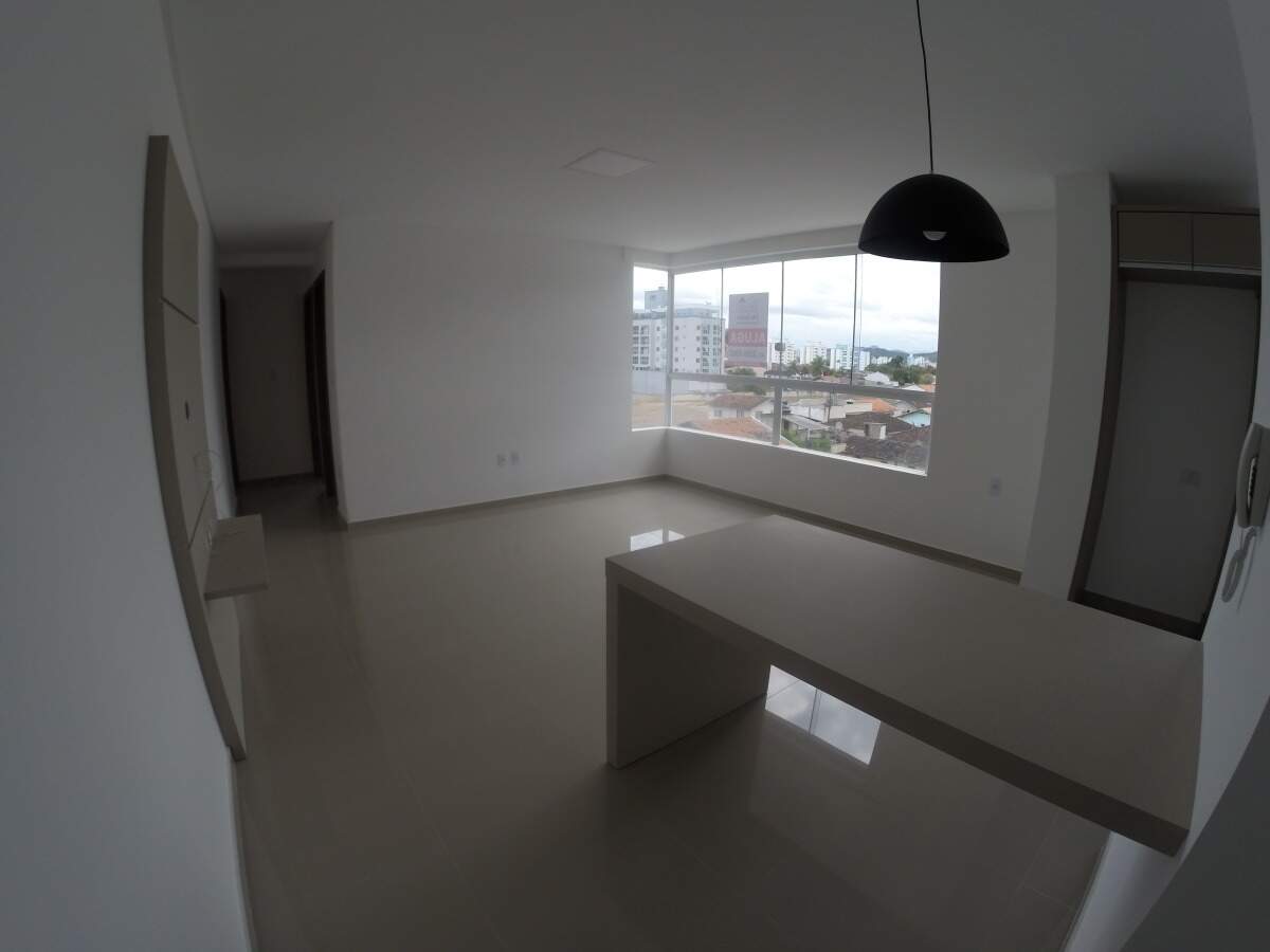 Apartamento para aluguel no bairro Santa Terezinha: 