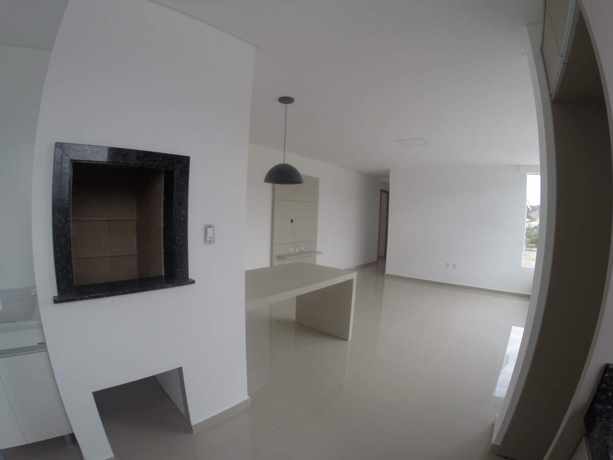 Apartamento para aluguel no bairro Santa Terezinha: 