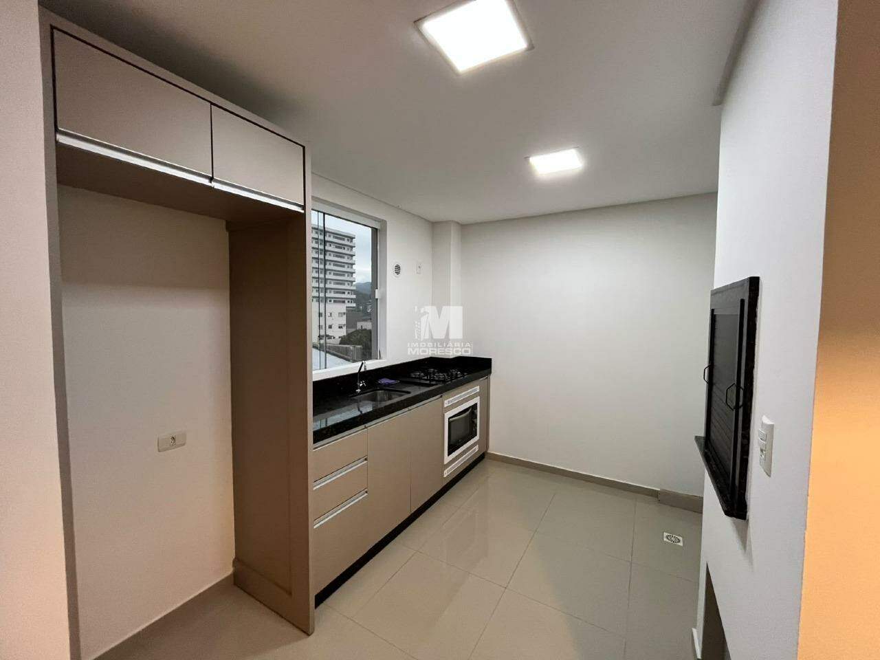 Apartamento para aluguel no bairro Santa Terezinha: