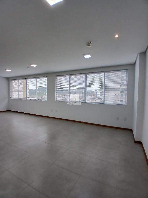 Sala Comercial para aluguel no bairro Centro: