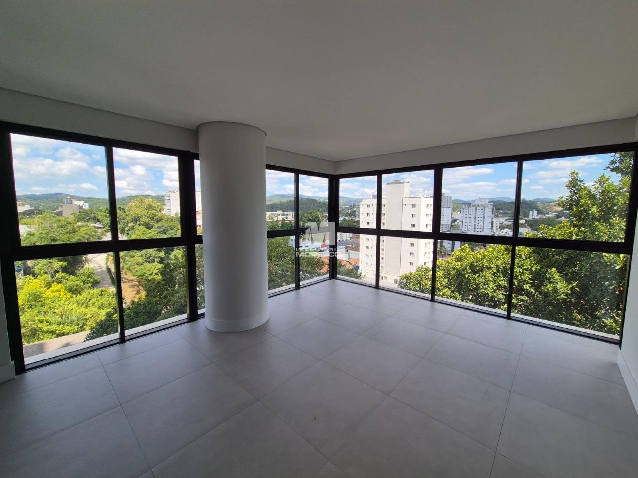 Apartamento à venda no bairro Centro: 