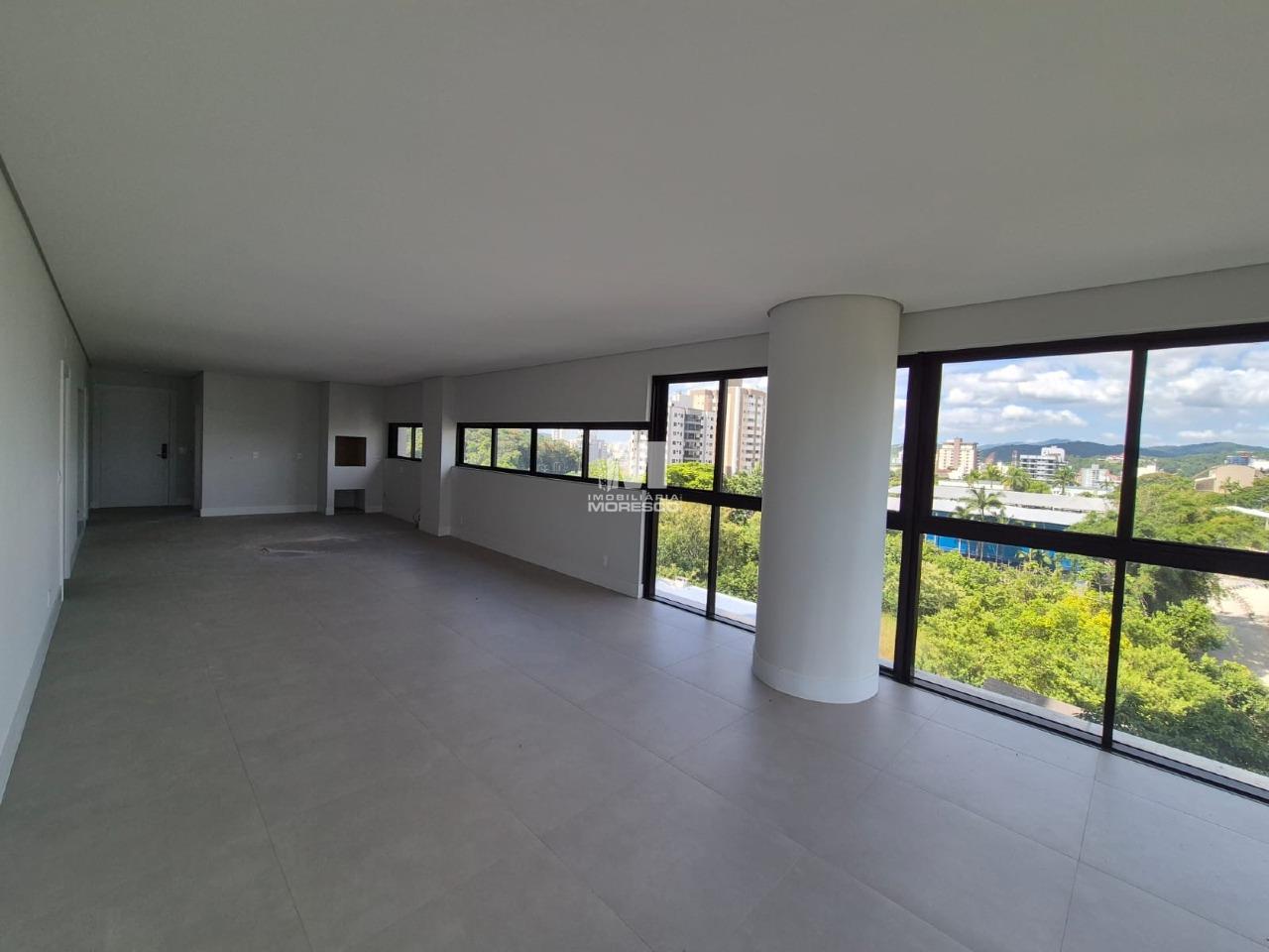 Apartamento à venda no bairro Centro: 