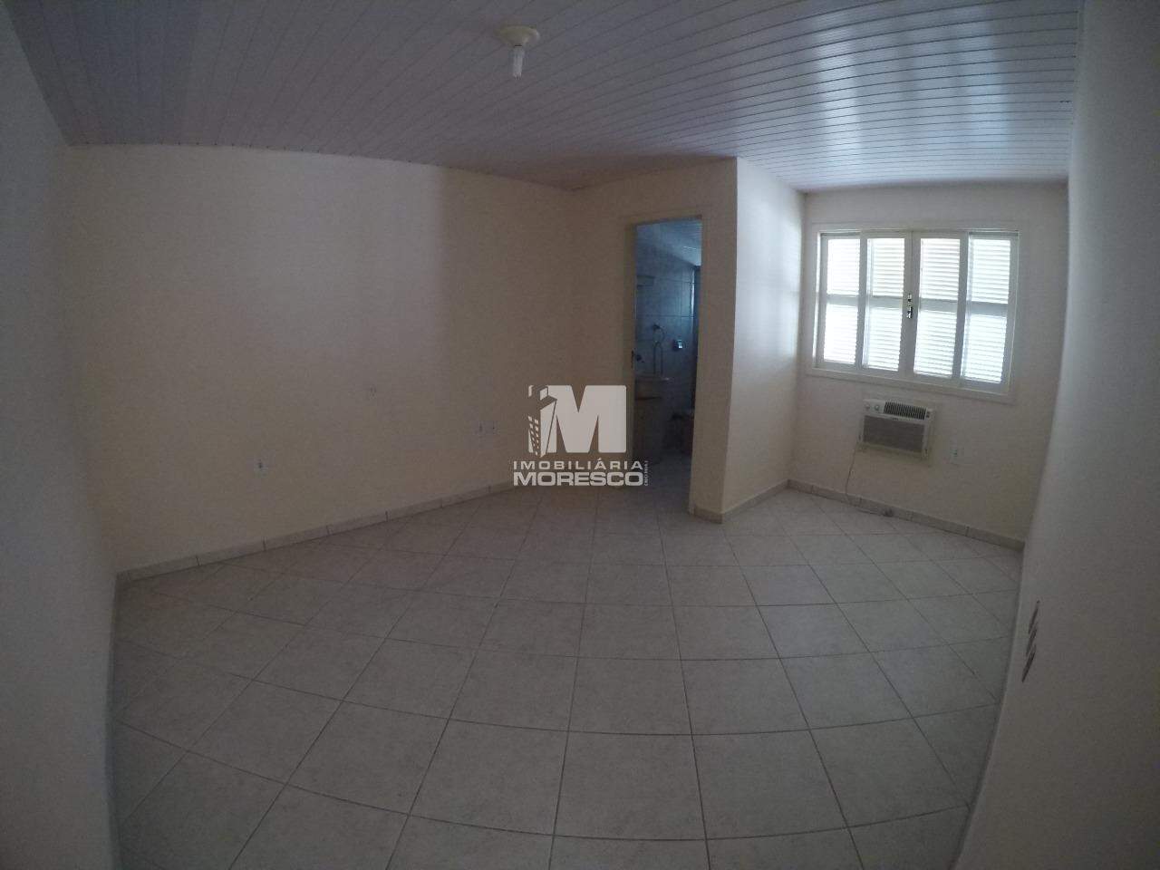 Casa para aluguel no bairro Águas Claras: 