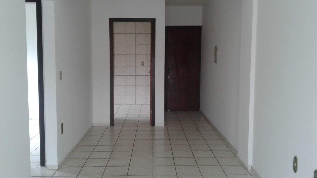 Apartamento para aluguel no bairro Centro:
