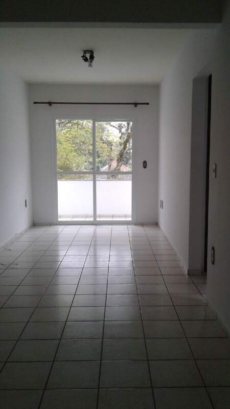 Apartamento para aluguel no bairro Centro: 