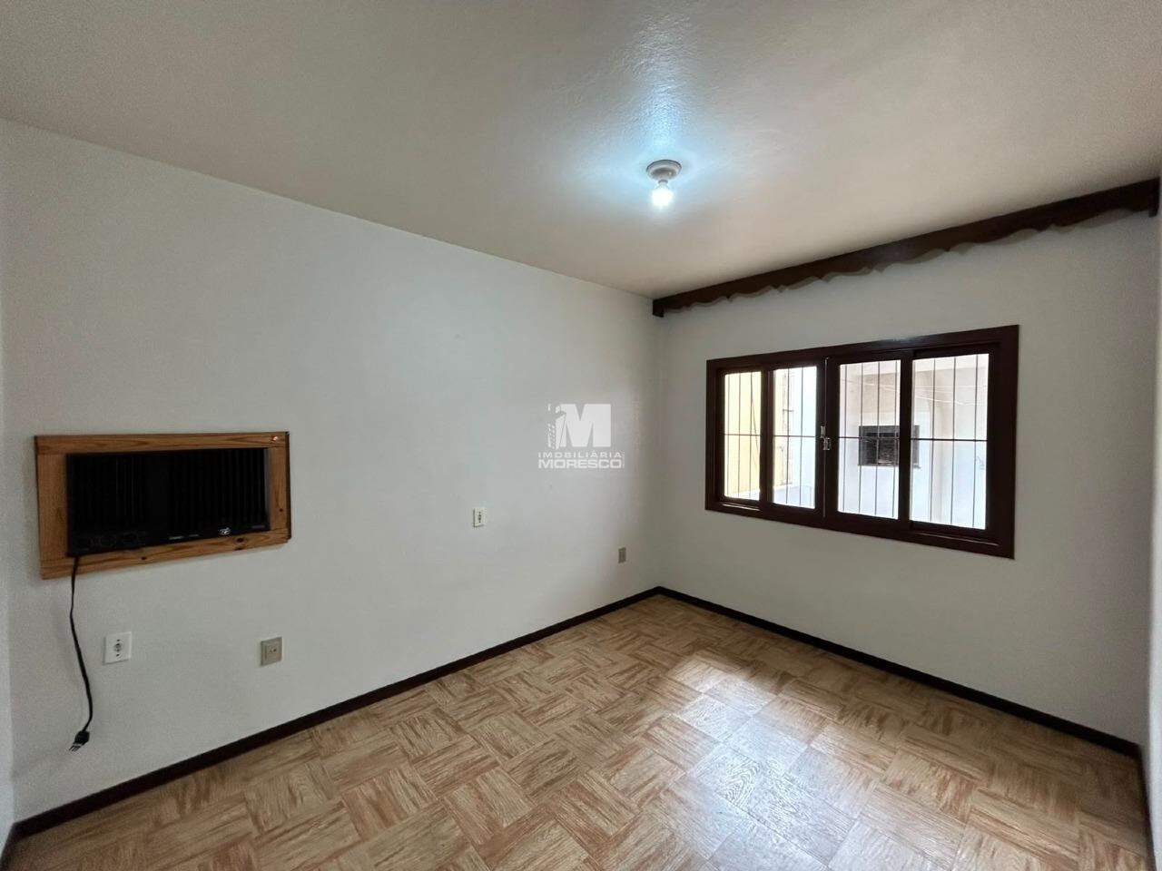 Casa para aluguel no bairro São Pedro: 