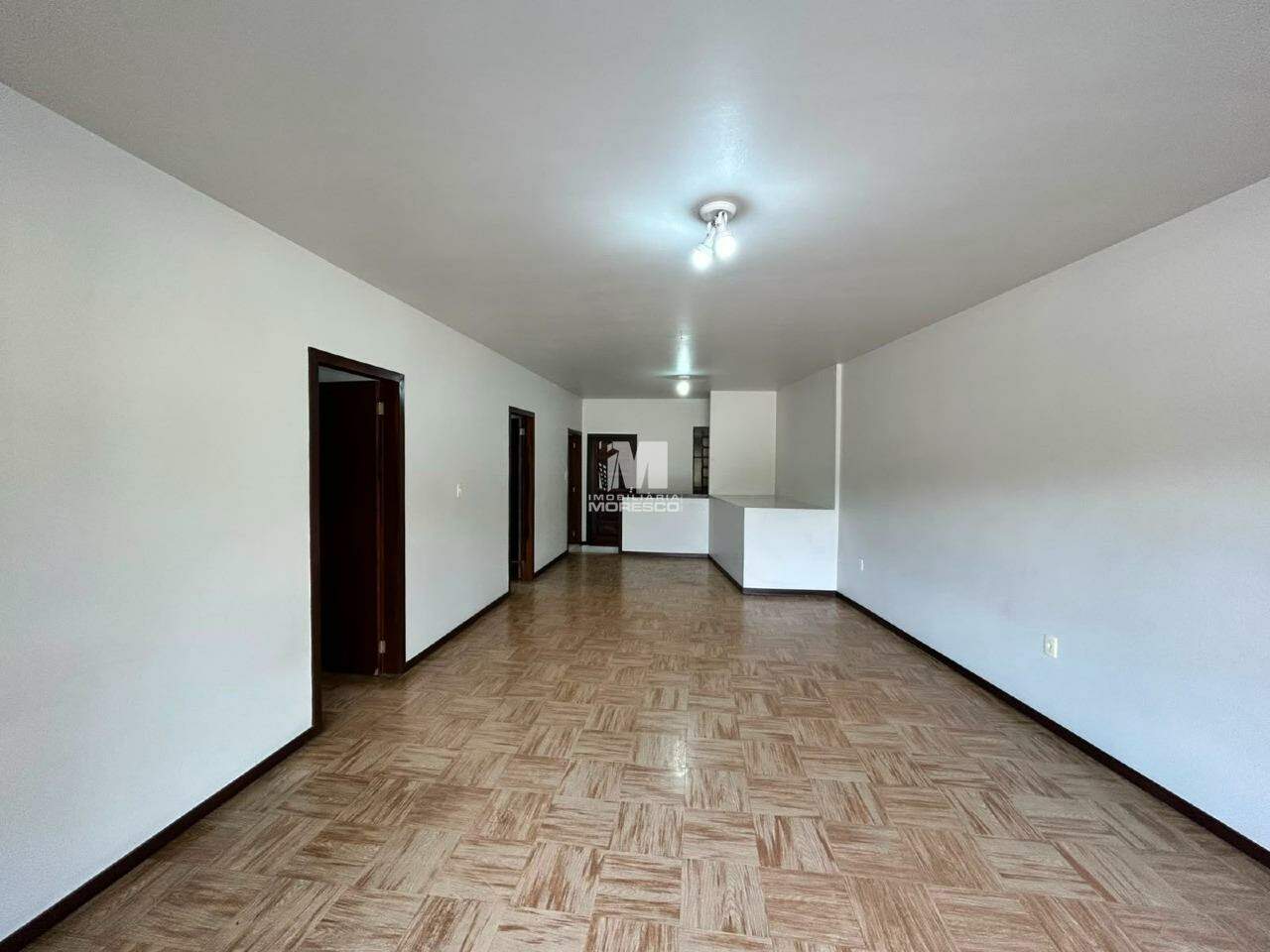 Casa para aluguel no bairro São Pedro: 