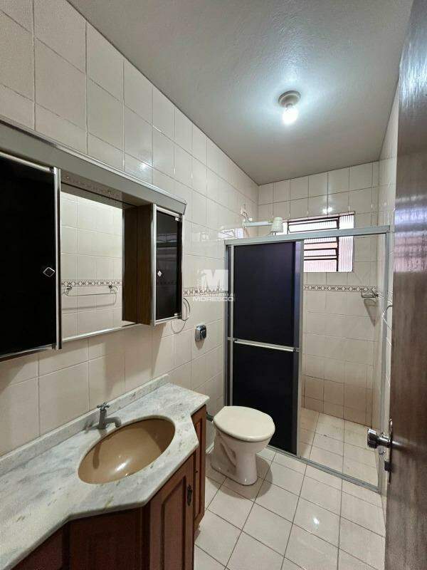 Casa para aluguel no bairro São Pedro: 