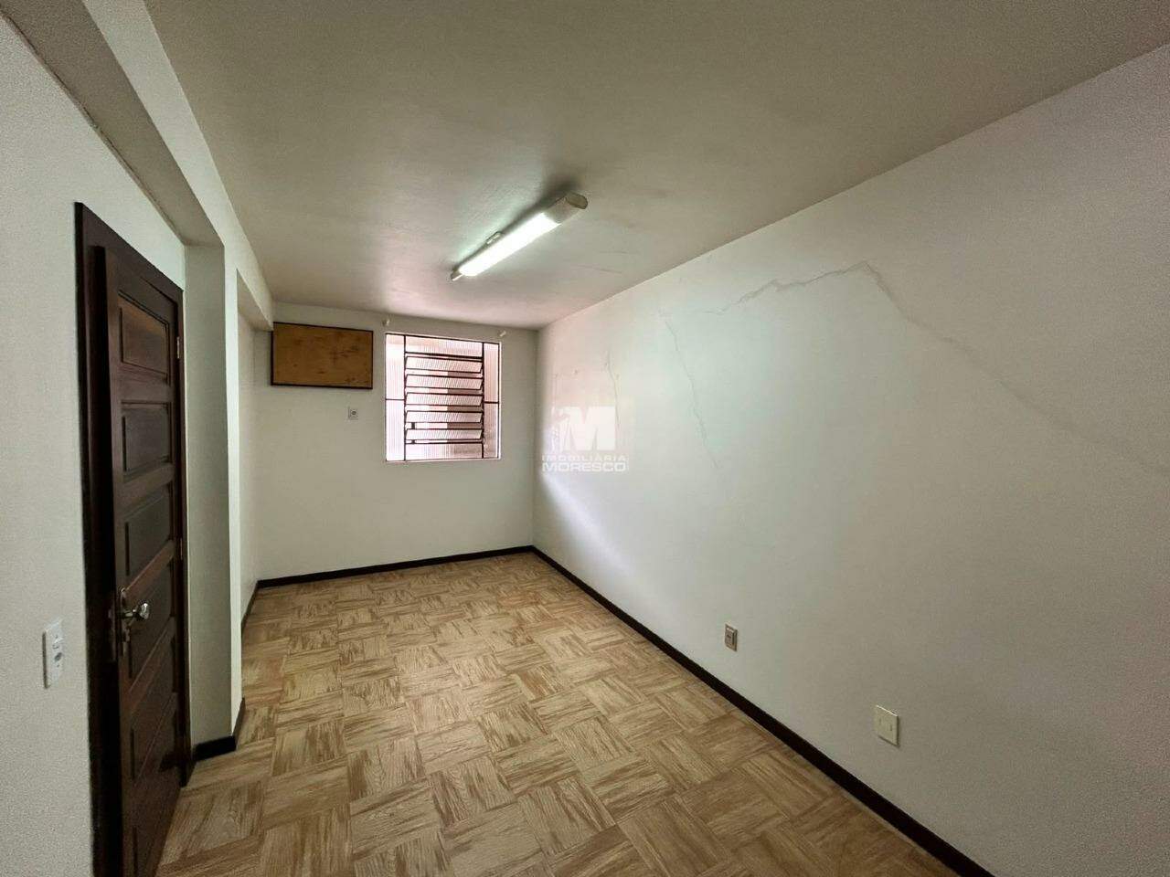 Casa para aluguel no bairro São Pedro: 