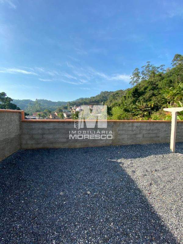 Casa para aluguel no bairro Cedrinho: 