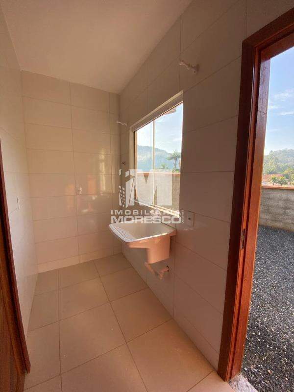 Casa para aluguel no bairro Cedrinho: 