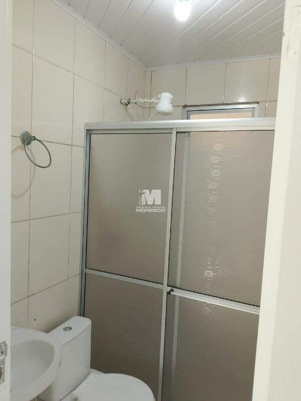 Casa para aluguel no bairro Primeiro de Maio: 