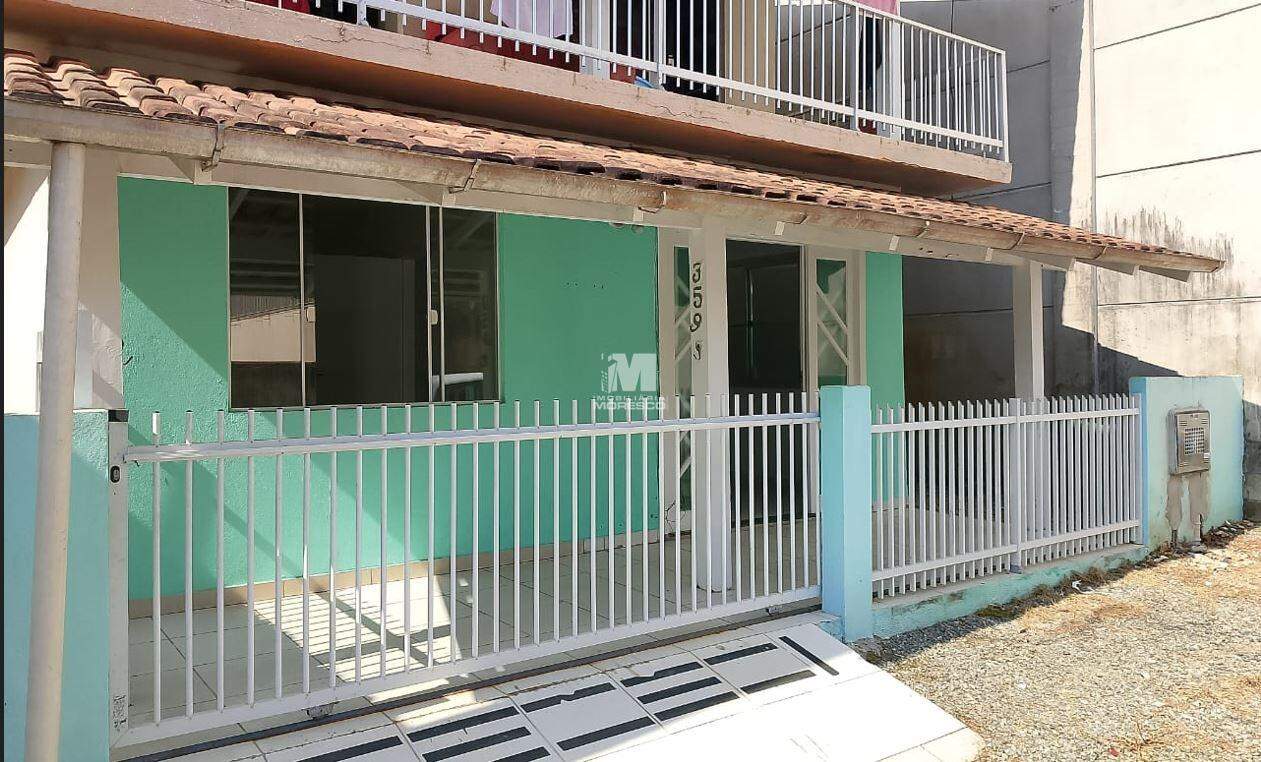 Casa para aluguel no bairro Primeiro de Maio: 
