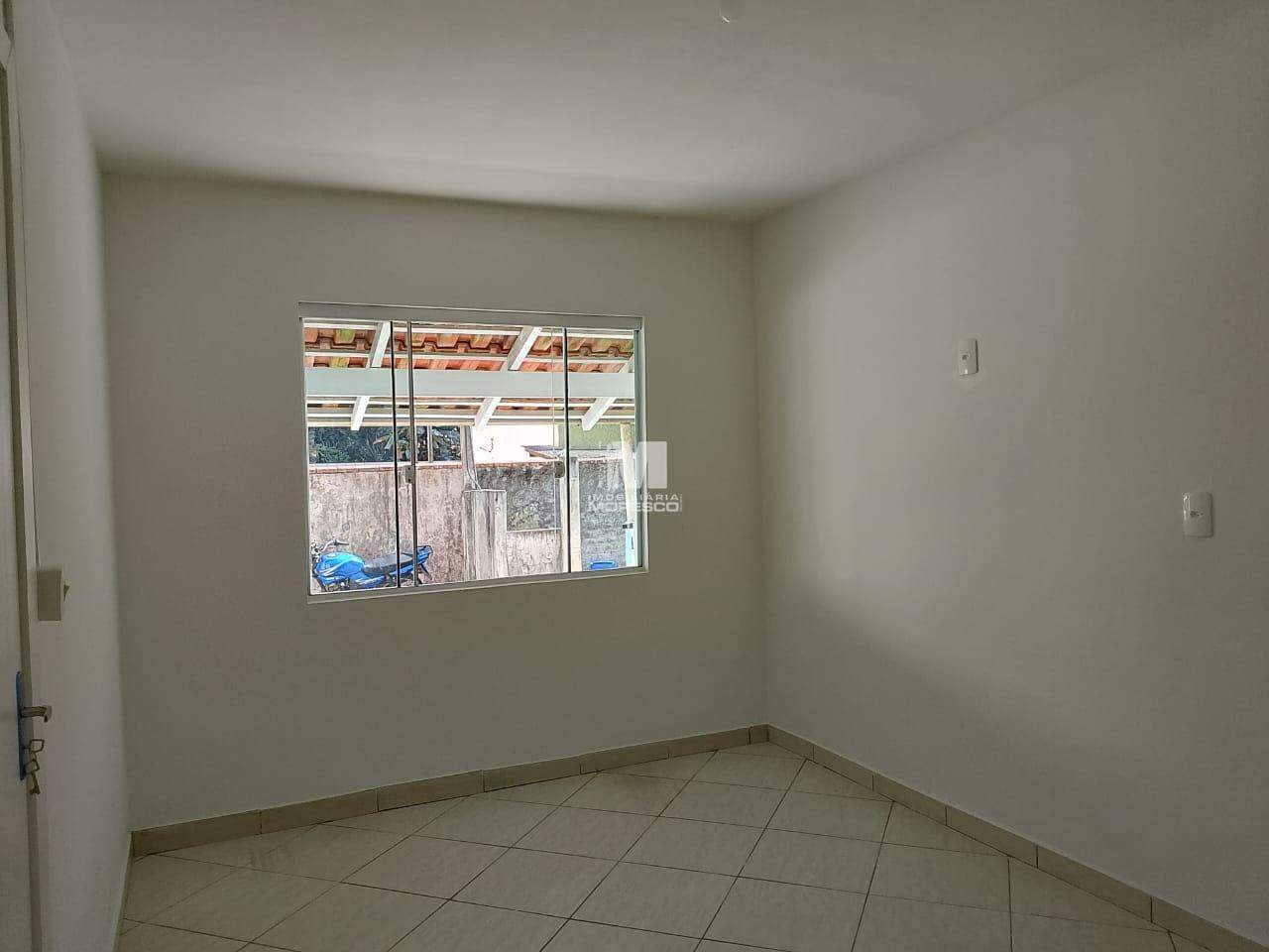 Casa para aluguel no bairro Primeiro de Maio: 