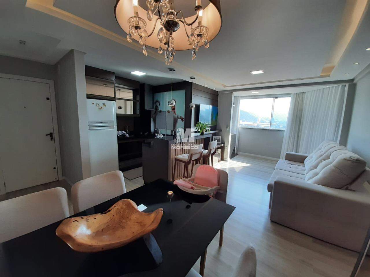 Apartamento à venda no bairro Santa Terezinha: 
