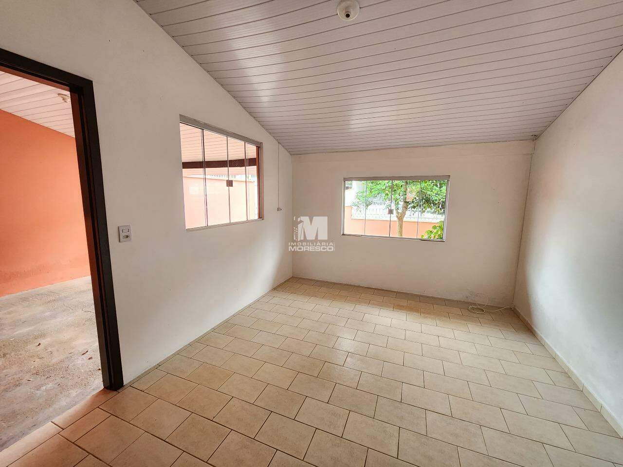 Casa para aluguel no bairro Dom Joaquim: 