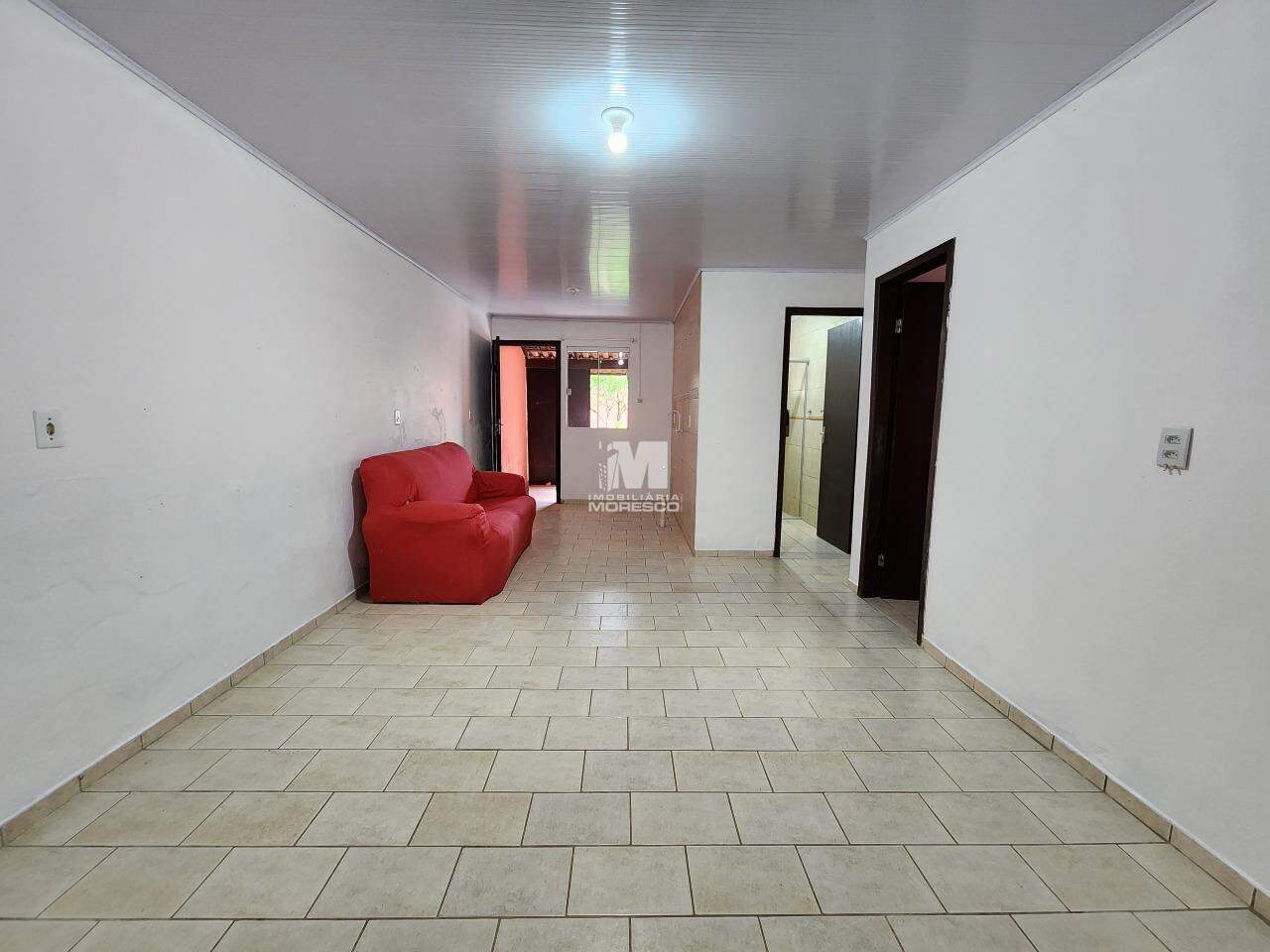 Casa para aluguel no bairro Dom Joaquim: 