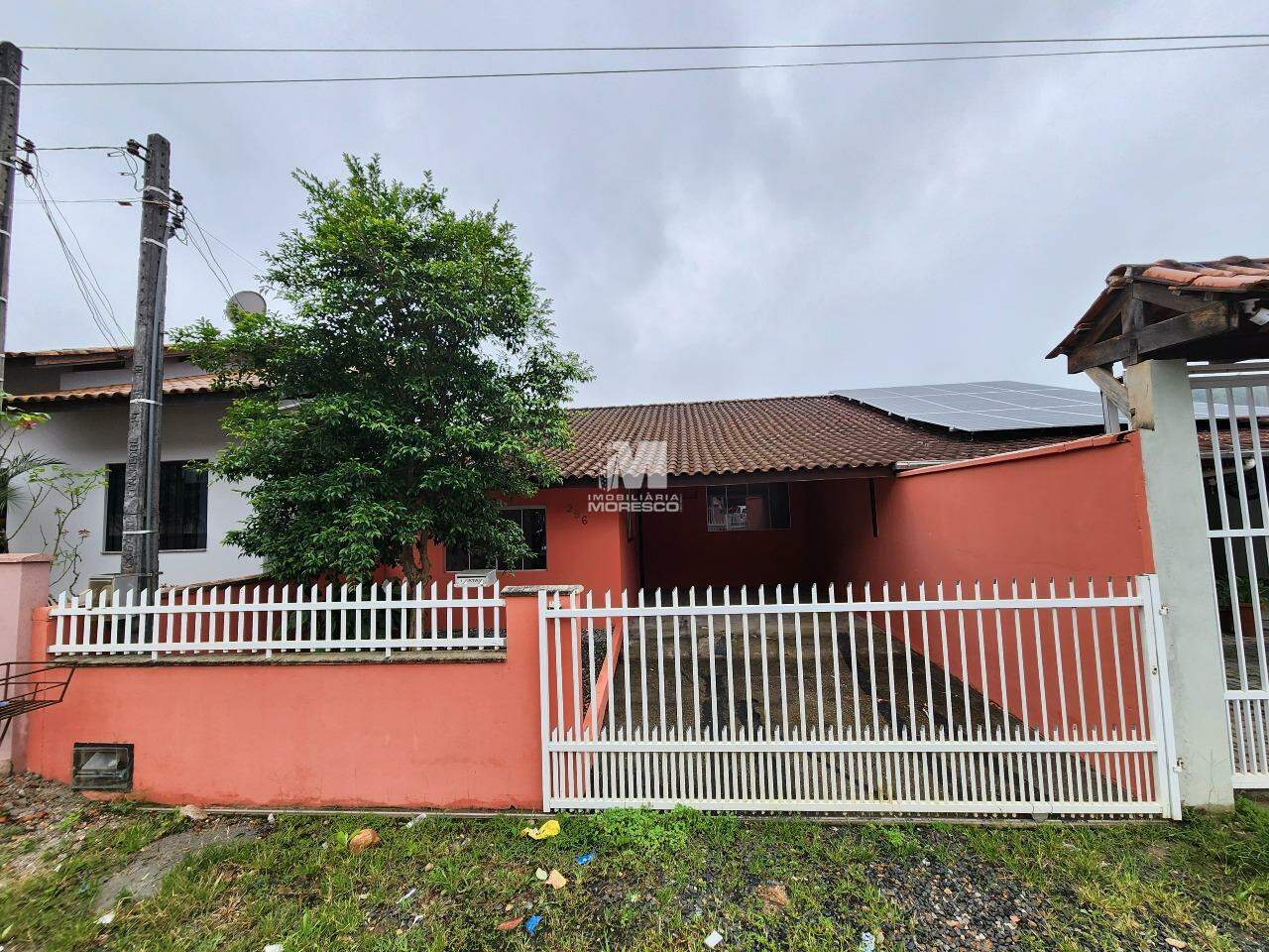 Casa para aluguel no bairro Dom Joaquim: 