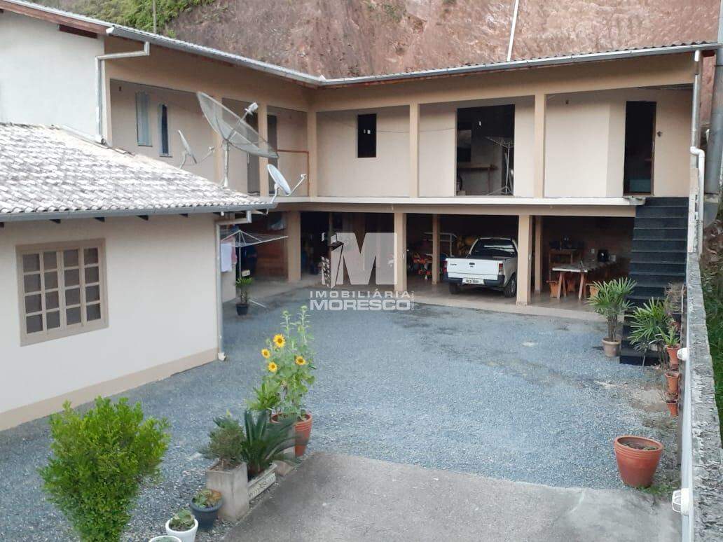 Casa à venda no bairro Limeira Baixa: 