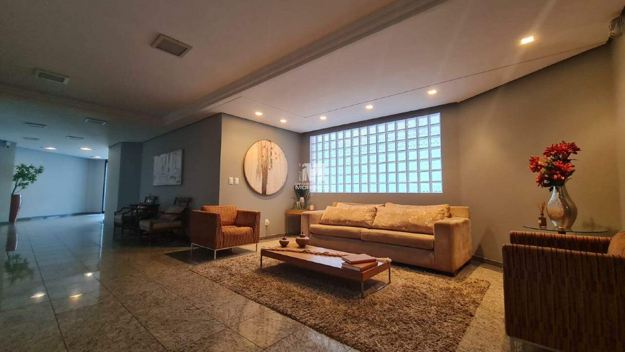 Apartamento à venda no bairro Centro: 