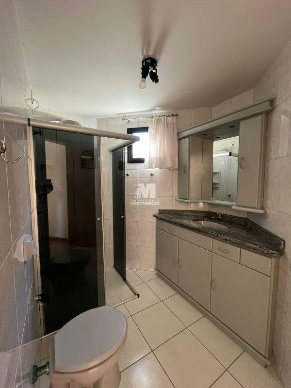 Apartamento à venda no bairro Centro: 