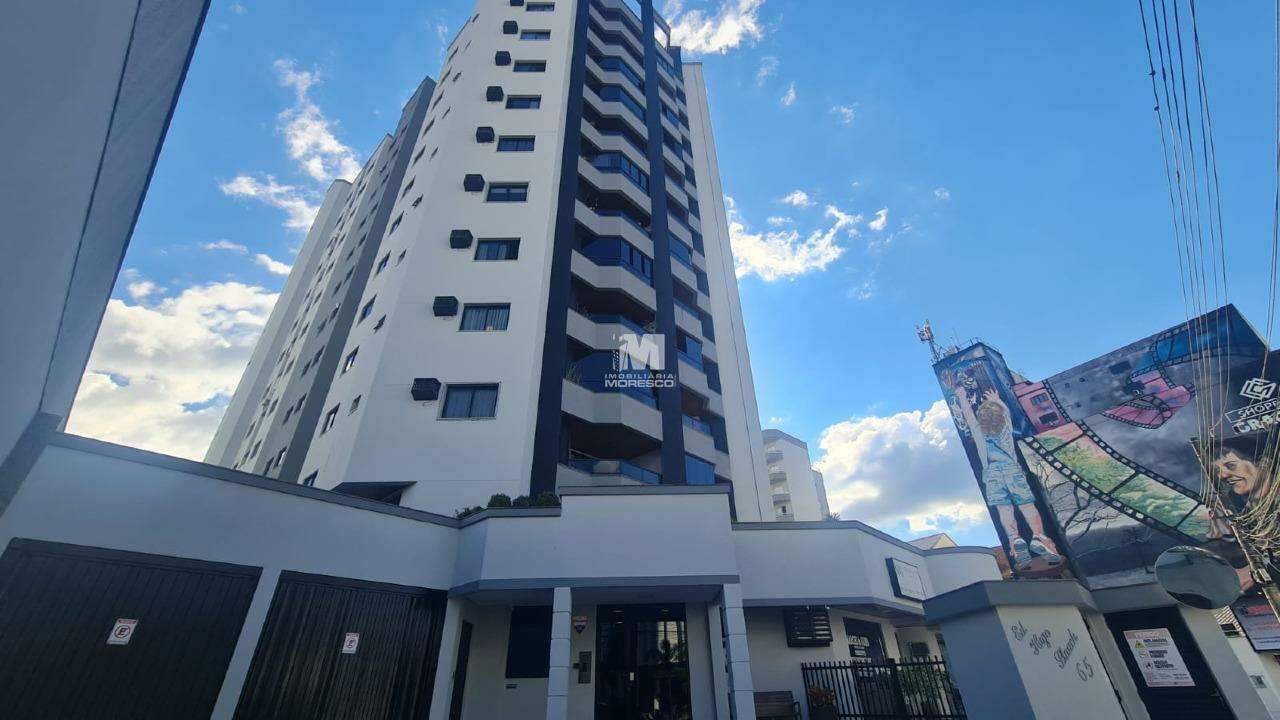 Apartamento à venda no bairro Centro: 