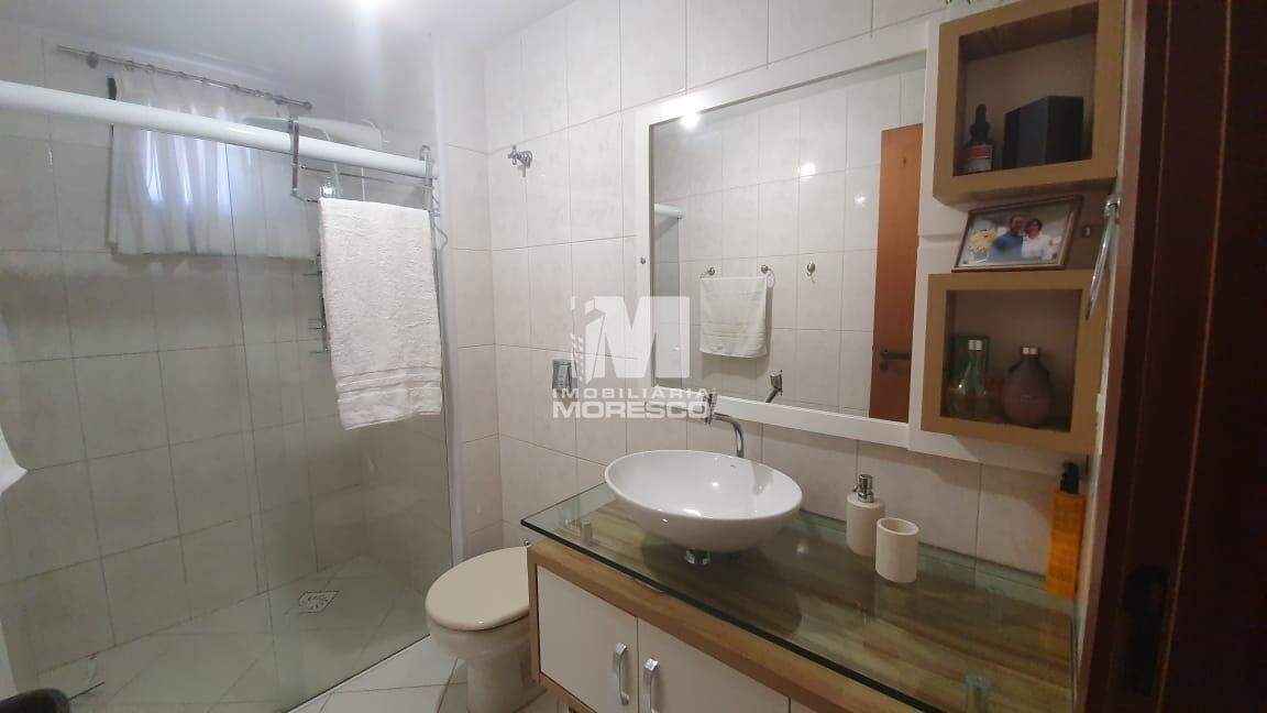 Apartamento à venda no bairro Centro: 
